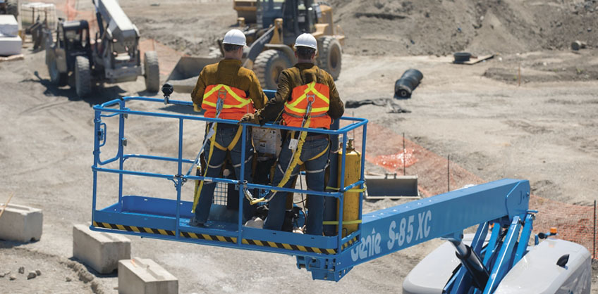 Transporting Genie Booms Equipped with Load Sense Systems