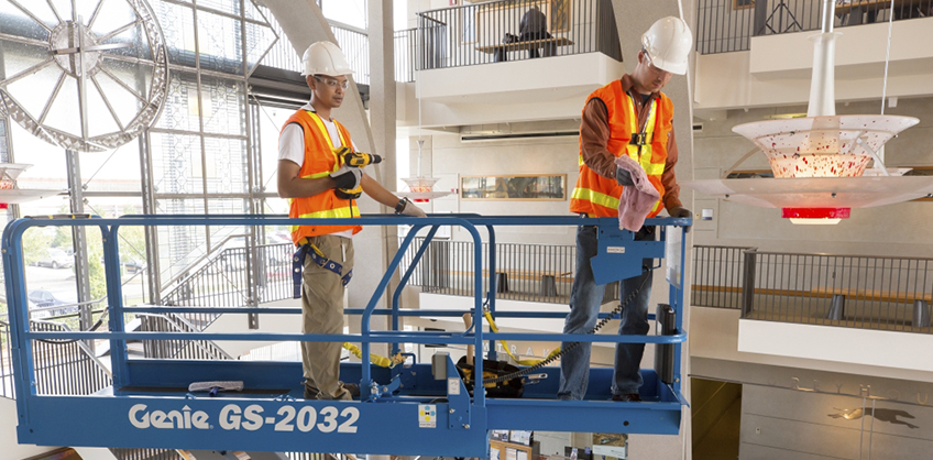 Clearing Up the Confusion: Fall Protection Requirements on Group B MEWPs