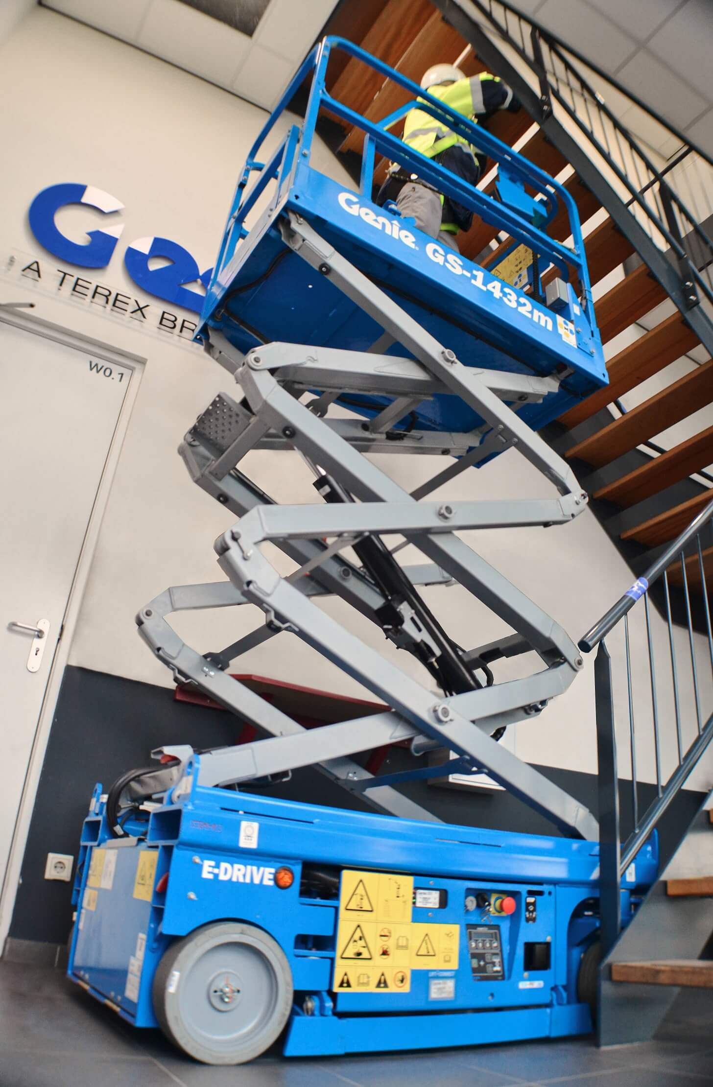 GS-1432m_Elevated_0373_HR